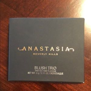Anastasia Beverly Hills Blush Trio